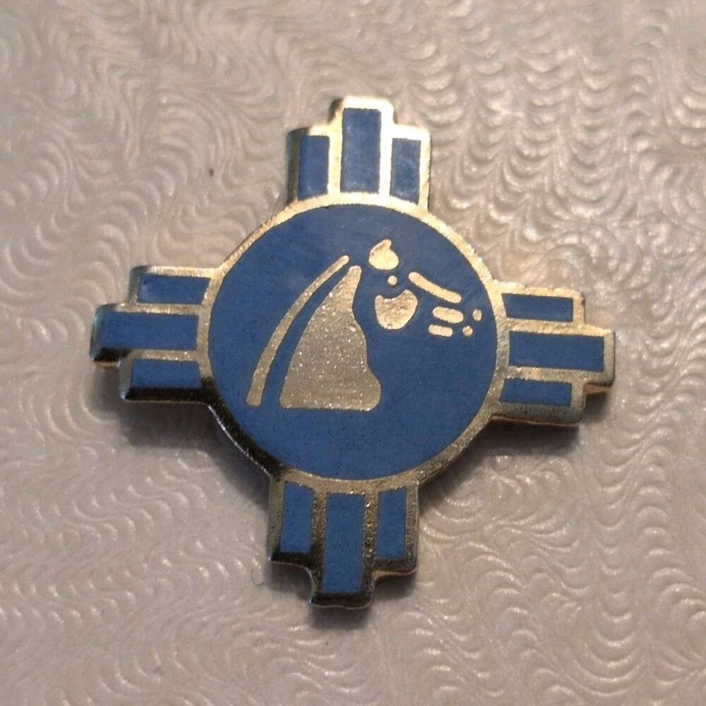 Vintage RARE Blue& Gold Horse Zia Sun Symbol New Mexico Horse Racing Pinback
